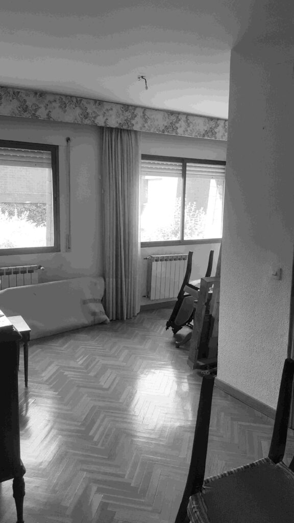 Antiguo dormitorio principal, hoy convertido en el estudio en la casa-estudio de Las Matas